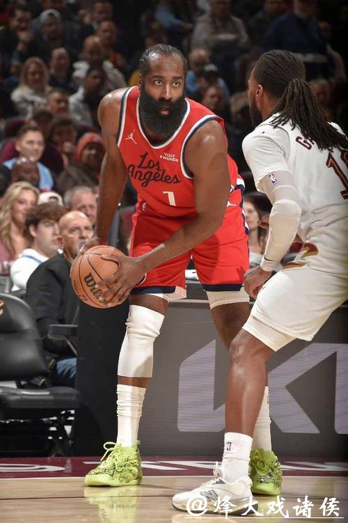 火箭迎战快船:哈登与祖巴茨离队后快船实力受损