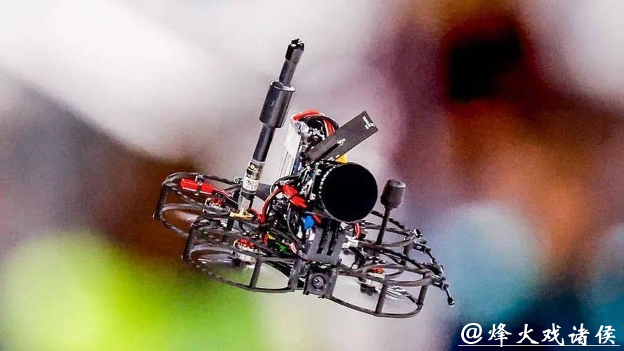 新冬能·场外音丨金雷: 无人机摄像干扰冬奥会比赛？技术从来都不是中立的